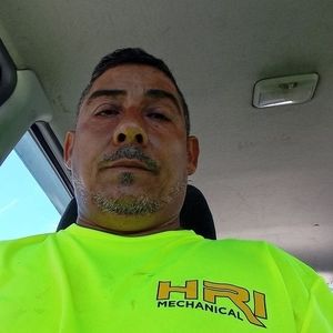 Meet your Posher, Javier